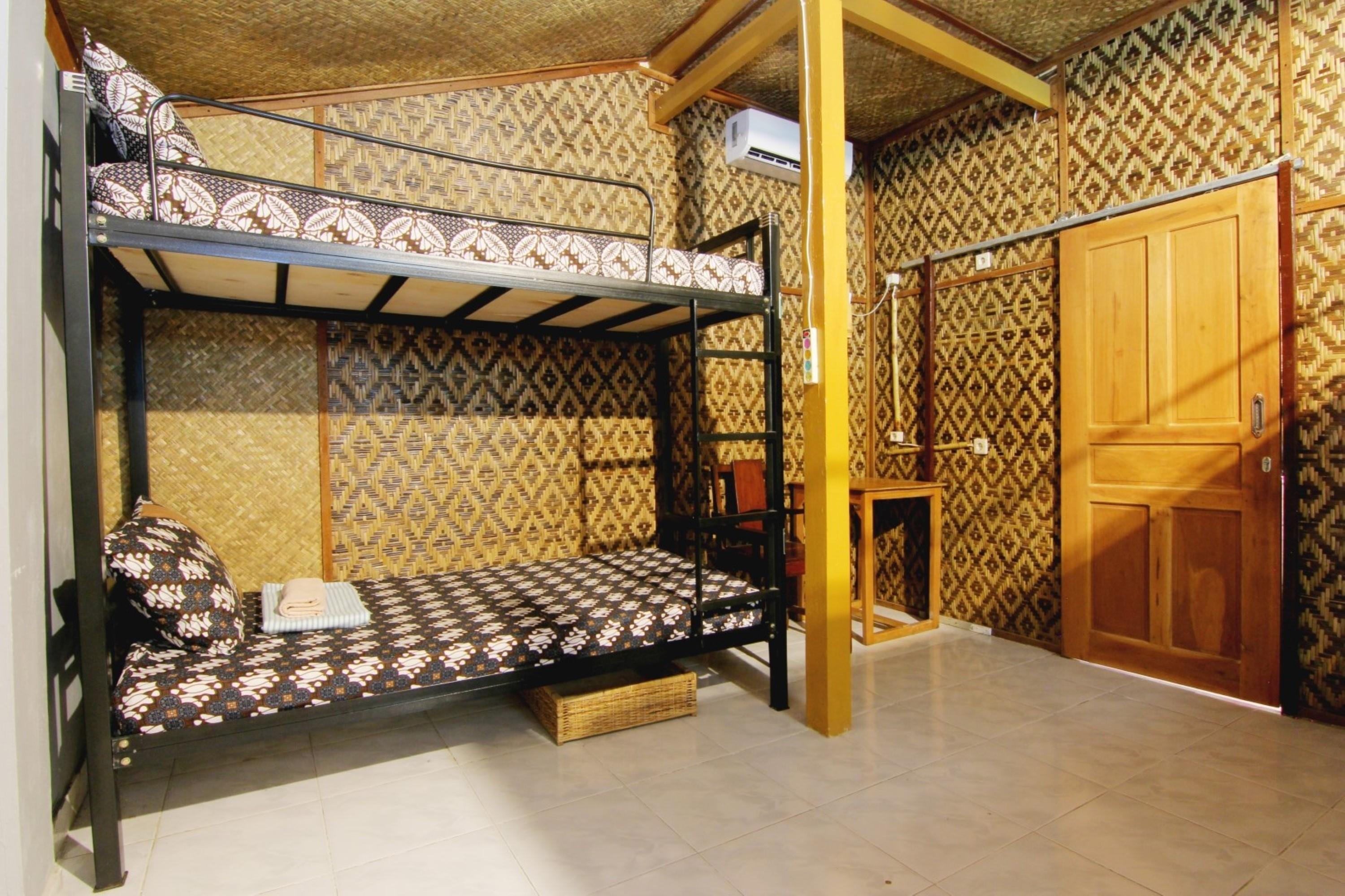 Bilik Bamboo Hostel Yogyakarta Luaran gambar